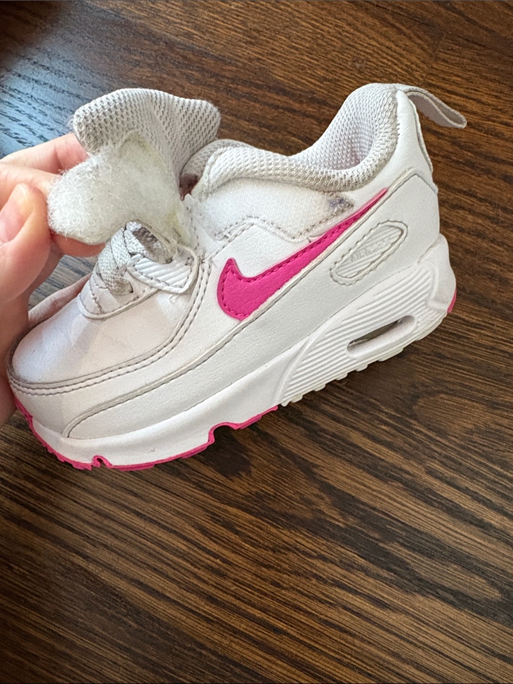 7C Nike Air Max 90 Easy on Kids White Sneakers with Pink Swoosh - Picture 7 of 8